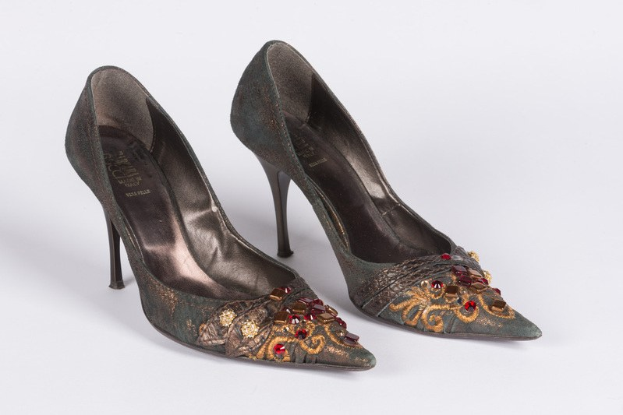 Suki Waterhouses Jimmy Choo Heels flüstern Romantik bei Power of Women