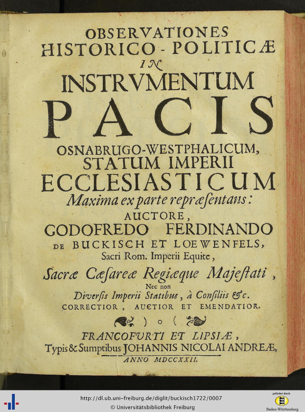 Ein altes Buch mit dem Titel "Beobachtungen Historico-Politica in Instrumentum Pacis" geöffnet auf einer Seite mit schwarzer Tinte und einem dekorativen Rahmen.
