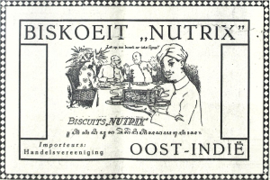Eine alte Werbung für Biskoeit Nutrix mit einer Abbildung eines Mannes, der ein Tablett mit Essen präsentiert, begleitet von beschreibendem Text über die Produkte des Unternehmens.