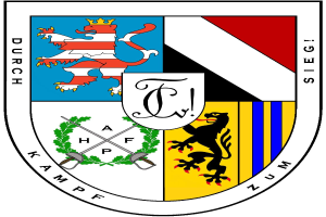 Das Wappen von Stuttgart zeigt zwei Löwen, die ein Schild mit einer Krone flankieren, ein Banner mit 'Stuttgart' in der Mitte, einen Lorbeerkranz um das Schild und ein rot-weißes Karomuster oben.
