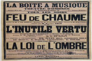 Eine alte Zeitungsanzeige für ein Musiktheater in Paris, Frankreich, mit Text, der das Angebot des Theaters beschreibt.