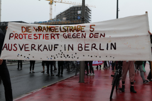 Protest auf dem Ku'damm für den Erhalt der RAW-Gelände